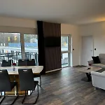 East-riverside Boardinghouse Hotel