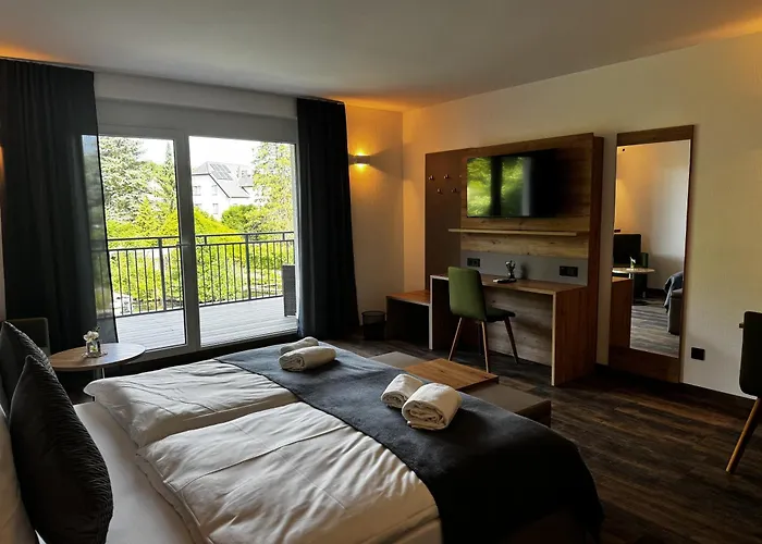 Hotel East-riverside Boardinghouse *